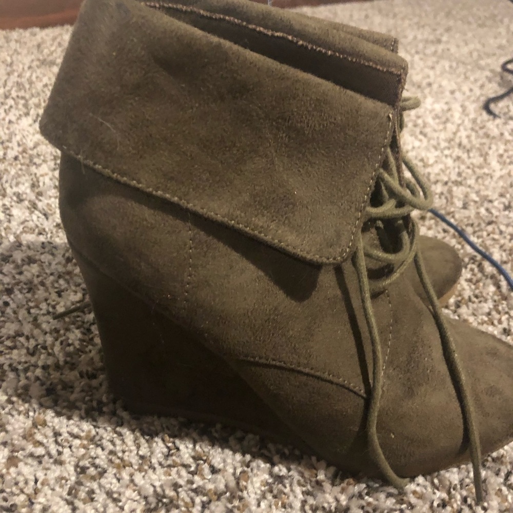 Wedge booties
